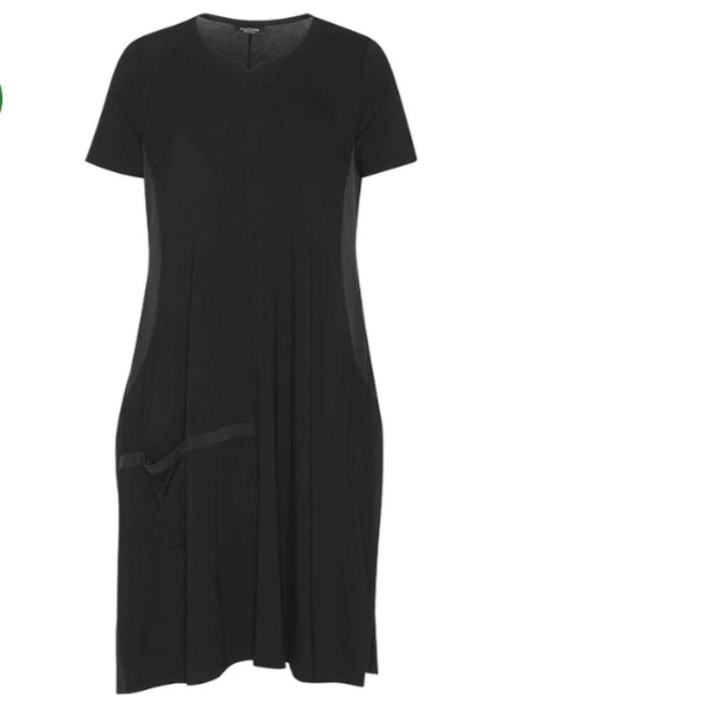 NÖR Denmark - Short-Sleeve Asymmetric Dress - Black - Sz 12 (DK 42)